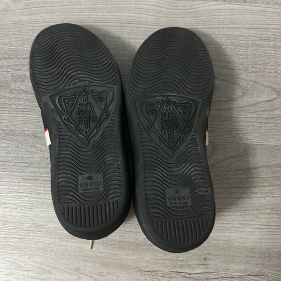 Men GUCCI Ace Stripe Leather Sneakers - Picture 5 of 5